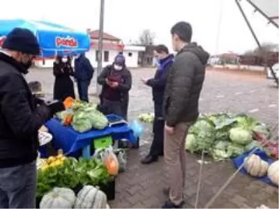 Safranbolu'da zabıta pazarlarda denetimleri artırdı Safranbolu'da zabıta pazarlarda denetimleri artırdı