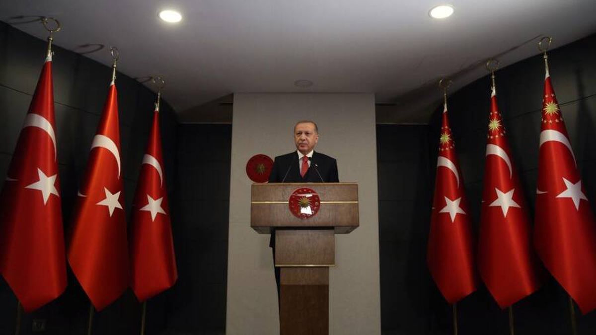 SON DAKİKA! 65 yaş üstü ve 20 yaş altı sokağa çıkma yasağı saatleri: Hafta içi ve hafta sonu sokağa çıkma yasağı saatleri nasıl?
