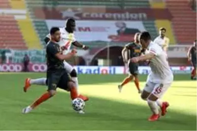 Süper Lig: Aytemiz Alanyaspor: 1 - Yeni Malatyaspor: 1 (Maç sonucu)