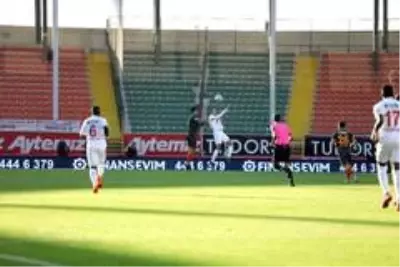Süper Lig: Aytemiz Alanyaspor: 1 - Yeni Malatyaspor: 1 (Maç sonucu)