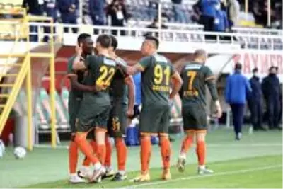 Süper Lig: Aytemiz Alanyaspor: 1 - Yeni Malatyaspor: 1 (Maç sonucu)