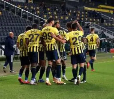 Süper Lig: Fenerbahçe: 4 - Medipol Başakşehir: 1 (Maç sonucu) Süper Lig: Fenerbahçe: 4 - Medipol Başakşehir: 1 (Maç sonucu)