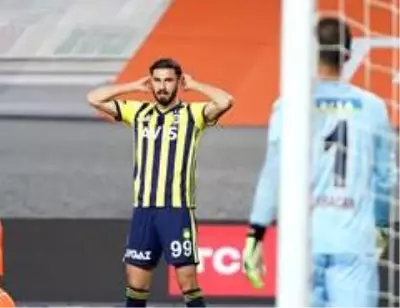 Süper Lig: Fenerbahçe: 4 - Medipol Başakşehir: 1 (Maç sonucu) Süper Lig: Fenerbahçe: 4 - Medipol Başakşehir: 1 (Maç sonucu)