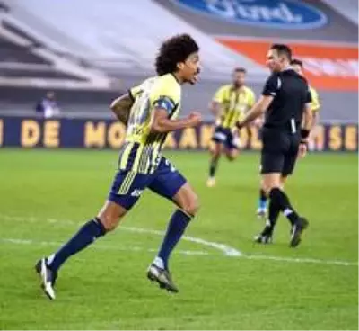 Süper Lig: Fenerbahçe: 4 - Medipol Başakşehir: 1 (Maç sonucu) Süper Lig: Fenerbahçe: 4 - Medipol Başakşehir: 1 (Maç sonucu)