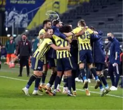 Süper Lig: Fenerbahçe: 4 - Medipol Başakşehir: 1 (Maç sonucu) Süper Lig: Fenerbahçe: 4 - Medipol Başakşehir: 1 (Maç sonucu)
