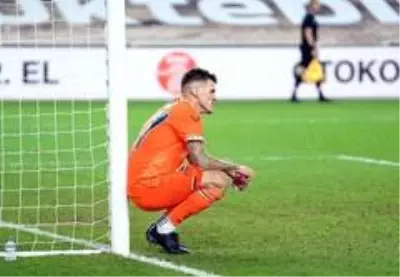 Süper Lig: Fenerbahçe: 4 - Medipol Başakşehir: 1 (Maç sonucu) Süper Lig: Fenerbahçe: 4 - Medipol Başakşehir: 1 (Maç sonucu)