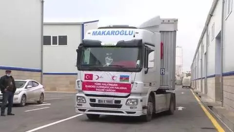 Türk Kızılay ve Azerbaycan Türkiye İşadamları Birliğinden Azerbaycan'a 7 tır insani yardım Türk Kızılay ve Azerbaycan Türkiye İşadamları Birliğinden Azerbaycan'a 7 tır insani yardım