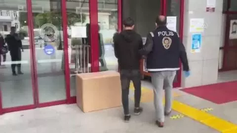 Son dakika haberleri | Tutuklanan hırsızlık zanlısına Kovid-19 tedbirlerine ihlalden de ceza verildi Son dakika haberleri | Tutuklanan hırsızlık zanlısına Kovid-19 tedbirlerine ihlalden de ceza verildi