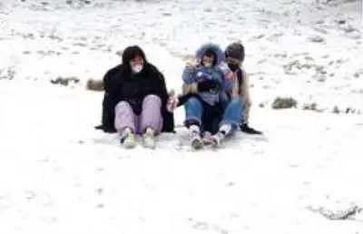 Uludağ'a gelen turistler hayran kaldı Uludağ'a gelen turistler hayran kaldı