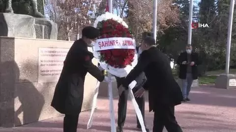 25 Aralık Şahinbey'de 4 ayrı noktada kutlandı 25 Aralık Şahinbey'de 4 ayrı noktada kutlandı