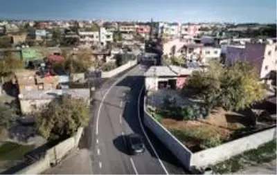 Adana'da asfalt ve bisiklet yolu yapımı devam ediyor Adana'da asfalt ve bisiklet yolu yapımı devam ediyor