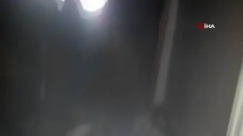 Ağrı'da Suriyeli ailenin oturduğu bir evde yangın çıktı Ağrı'da Suriyeli ailenin oturduğu bir evde yangın çıktı