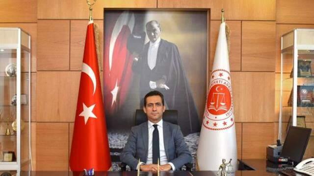 Ankara ve İstanbul'un yeni başsavcıları belli oldu Ankara ve İstanbul'un yeni başsavcıları belli oldu