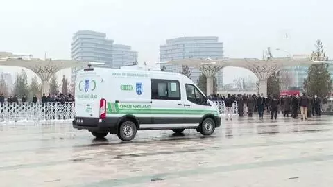 Son dakika haberleri! Bakan Akar, 2. Ordu Komutanı Orgeneral Gürak'ın eşinin cenaze törenine katıldı (2) Son dakika haberleri! Bakan Akar, 2. Ordu Komutanı Orgeneral Gürak'ın eşinin cenaze törenine katıldı (2)