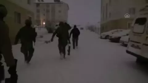 Son dakika haber... DEAŞ operasyonu: 31 gözaltı Son dakika haber... DEAŞ operasyonu: 31 gözaltı