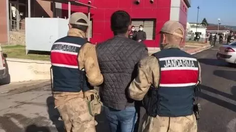 GAZİANTEP - Boş arazide erkek cesedi bulunmasına ilişkin 4 şüpheli tutuklandı