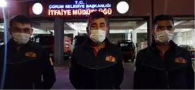 Kahraman itfaiyeciler alevlerin arasında kalan 8 yavru ve anne köpeği kurtardı Kahraman itfaiyeciler alevlerin arasında kalan 8 yavru ve anne köpeği kurtardı