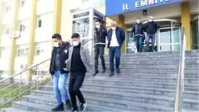Son dakika haberi! Kayseri'de uyuşturucu operasyonu: 4 gözaltı Son dakika haberi! Kayseri'de uyuşturucu operasyonu: 4 gözaltı