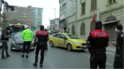 Son dakika haberleri... Polisten helikopter destekli 'Yeditepe Huzur Uygulaması' Son dakika haberleri... Polisten helikopter destekli 'Yeditepe Huzur Uygulaması'