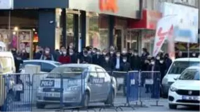 Son dakika haberleri! PTT Başmüdürlüğü önünde bomba paniği