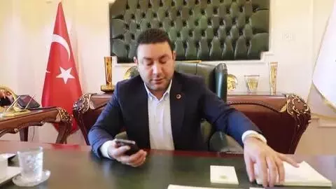 ŞANLIURFA - 'Harranlı Hasan Hüseyin' çalışma masası ve sandalyesine kavuştu ŞANLIURFA - 'Harranlı Hasan Hüseyin' çalışma masası ve sandalyesine kavuştu