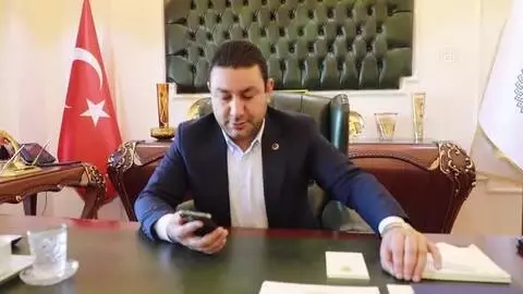 ŞANLIURFA - 'Harranlı Hasan Hüseyin' çalışma masası ve sandalyesine kavuştu ŞANLIURFA - 'Harranlı Hasan Hüseyin' çalışma masası ve sandalyesine kavuştu