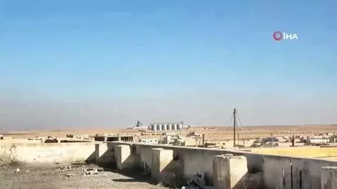 - Suriye'nin Ayn İsa bölgesinde şiddetli çatışmalar devam ediyor - Suriye'nin Ayn İsa bölgesinde şiddetli çatışmalar devam ediyor
