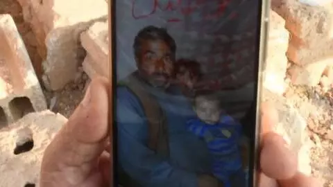 Son dakika haberi | TEL ABYAD - YPG/PKK'lı teröristler, Tel Abyadlı sivilleri evlerine patlayıcı tuzaklayarak öldürdü Son dakika haberi | TEL ABYAD - YPG/PKK'lı teröristler, Tel Abyadlı sivilleri evlerine patlayıcı tuzaklayarak öldürdü