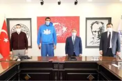 Ünlü basketbolcu Fatih Solak Talasgücü'nde Ünlü basketbolcu Fatih Solak Talasgücü'nde