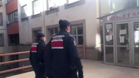 Başkentteki kablo hırsızı Aksaray'da yakalandı Başkentteki kablo hırsızı Aksaray'da yakalandı