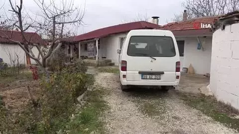 Covid-19'u atlatan 66 yaşındaki yaşlı adam: 'Vefa Sosyal Destek Grubu her şeyimize koştu' Covid-19'u atlatan 66 yaşındaki yaşlı adam: 'Vefa Sosyal Destek Grubu her şeyimize koştu'