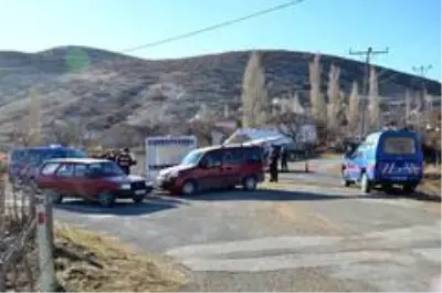 Konya'da bir mahalleye korona virüs karantinası Konya'da bir mahalleye korona virüs karantinası
