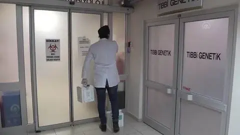 KTÜ Tıp Fakültesinden Prof. Dr. Faruk Aydın: 'İlk aşı olacaklardan biriyim' KTÜ Tıp Fakültesinden Prof. Dr. Faruk Aydın: 'İlk aşı olacaklardan biriyim'