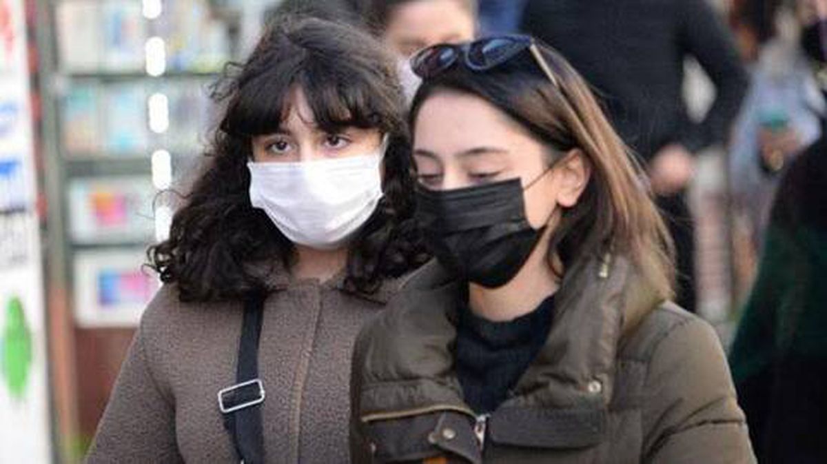 Maske takmak, soğuk havalarda yüz felci riskini azaltıyor
