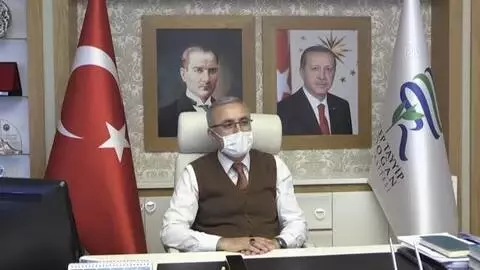 Recep Tayyip Erdoğan Üniversitesi Rektörü Karaman AA'nın 'Yılın Fotoğrafları' oylamasına katıldı Recep Tayyip Erdoğan Üniversitesi Rektörü Karaman AA'nın 'Yılın Fotoğrafları' oylamasına katıldı