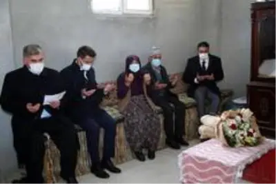 Şehit Piyade Er Halil İbrahim Kartal'ın ailesine ziyaret Şehit Piyade Er Halil İbrahim Kartal'ın ailesine ziyaret