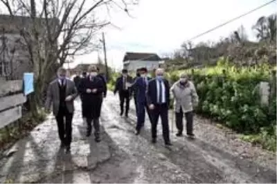 Vali Tutulmaz, Kadıoğlu Mozaiklerini inceledi Vali Tutulmaz, Kadıoğlu Mozaiklerini inceledi
