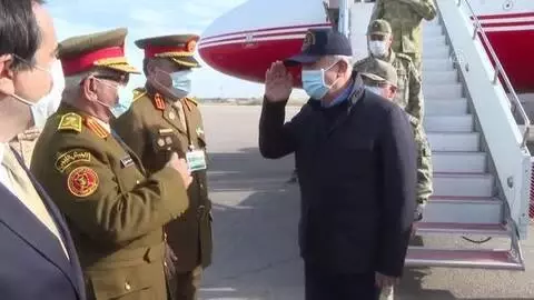 Bakan Akar ve TSK komuta kademesi Libya Savunma Bakanlığını ziyaret etti Bakan Akar ve TSK komuta kademesi Libya Savunma Bakanlığını ziyaret etti