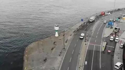 Bebek Sahili'nde sessizlik hakim Bebek Sahili'nde sessizlik hakim