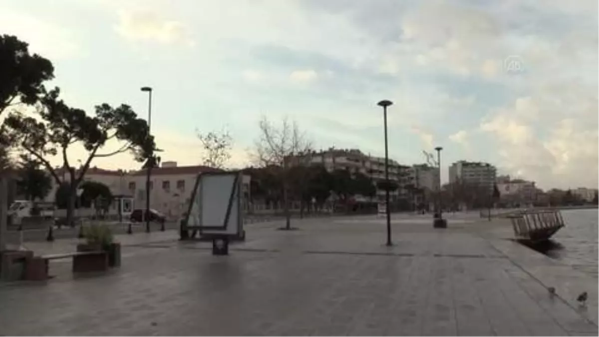 (Drone) Sokağa çıkma kısıtlamasına riayet ediliyor