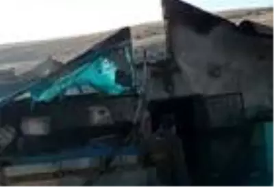 Son dakika... Elektrik kontağından çıkan yangın, 12 hayvanı telef etti Son dakika... Elektrik kontağından çıkan yangın, 12 hayvanı telef etti