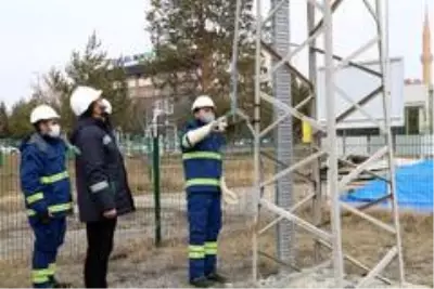 Enerjinin beş yıldızı ÇEDAŞ'ta iş başı yaptı Enerjinin beş yıldızı ÇEDAŞ'ta iş başı yaptı