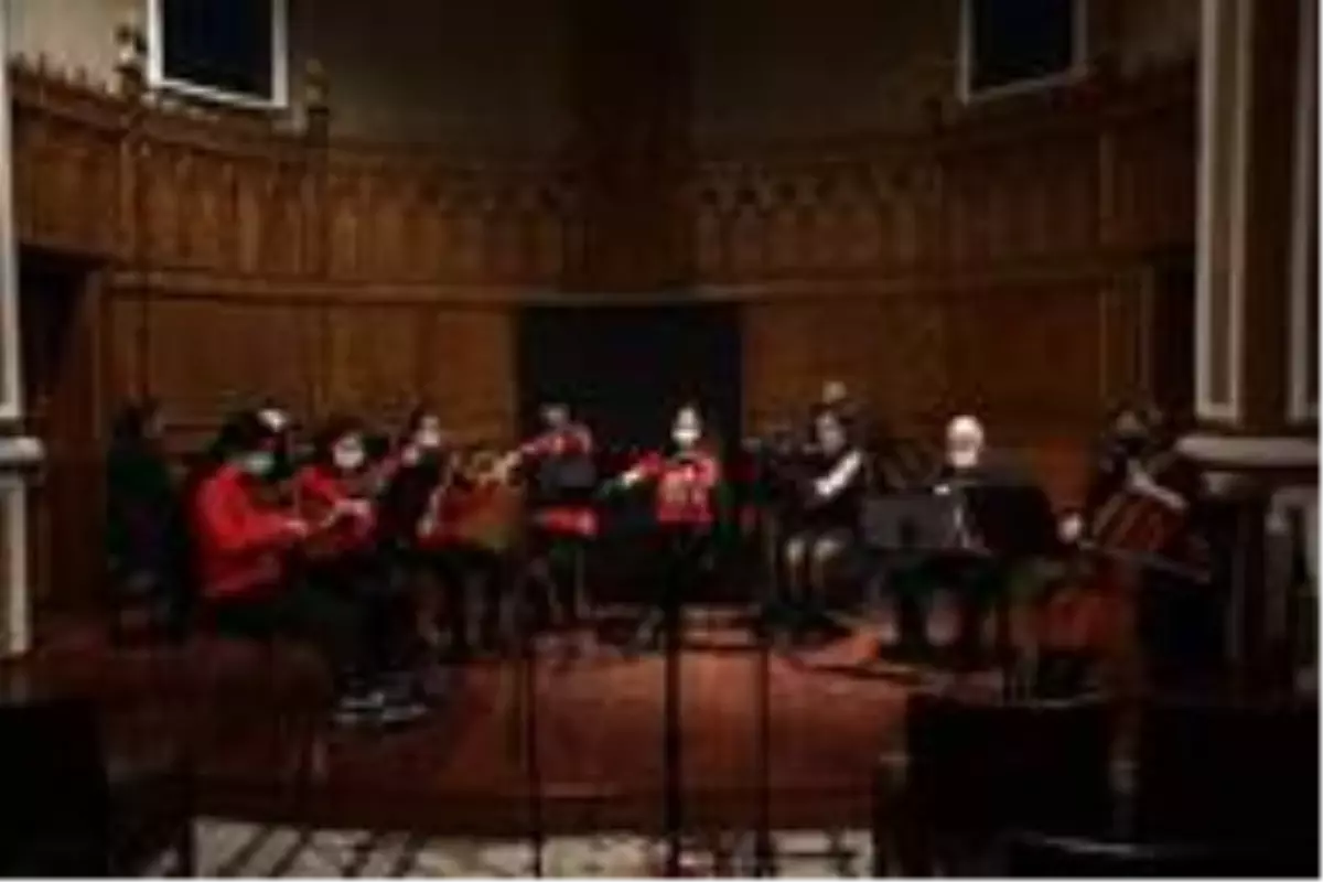 KADIKÖYLÜ ÇOCUKLARDAN CAZ KONSERİ