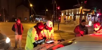 Kısıtlamada ehliyetsiz ve alkollü gezen sürücü ve eşine 5 bin lira ceza