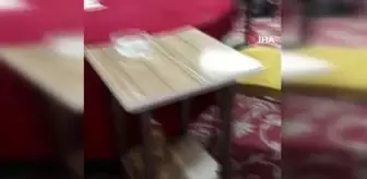 Kumar oynatılıp alkol tüketilen kıraathaneye şok baskın kamerada