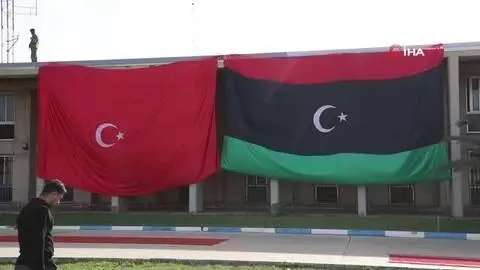 - Milli Savunma Bakanı Akar Libya'da- Bakan Akar, Libya Savunma Bakanı Nemruş ile görüştü - Milli Savunma Bakanı Akar Libya'da- Bakan Akar, Libya Savunma Bakanı Nemruş ile görüştü