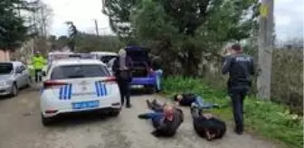 Cezaevi Firarisi: Otomobili bırakıp kaçmaya çalıştılar, havaya ateş açılarak yakalandılar Cezaevi Firarisi: Otomobili bırakıp kaçmaya çalıştılar, havaya ateş açılarak yakalandılar