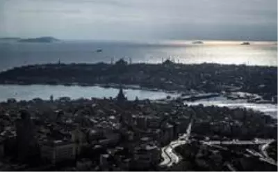 Polis helikopteriyle kısıtlama denetiminde İstanbul'un eşsiz manzarası görüntülendi
