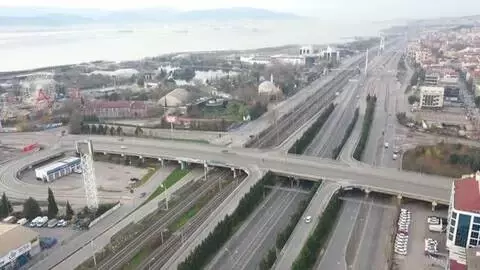 Son dakika... Sokağa çıkma kısıtlamasına uyuldu Son dakika... Sokağa çıkma kısıtlamasına uyuldu