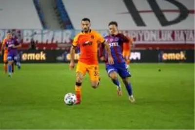 Galatasaray, Trabzonspor'u 2-0 mağlup etti Galatasaray, Trabzonspor'u 2-0 mağlup etti